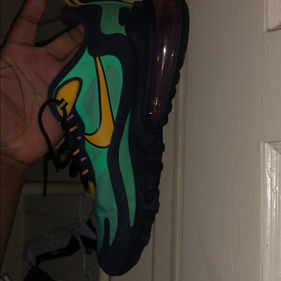 Shoes - Picture 3 of 3